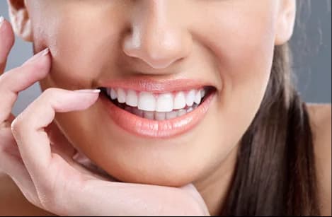 Visit a Cosmetic Dentist for the Health of Your Gums